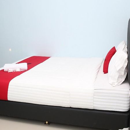 Reddoorz Syariah Near Suncity Mall Madiun Luaran gambar