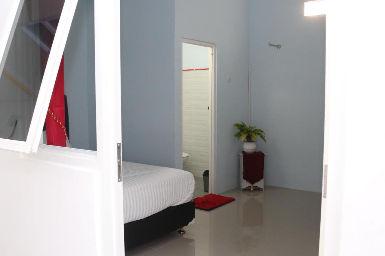 Reddoorz Syariah Near Suncity Mall Madiun Luaran gambar
