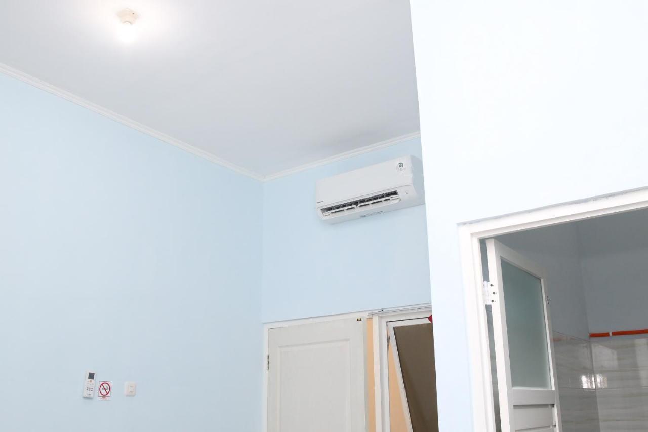 Reddoorz Syariah Near Suncity Mall Madiun Luaran gambar