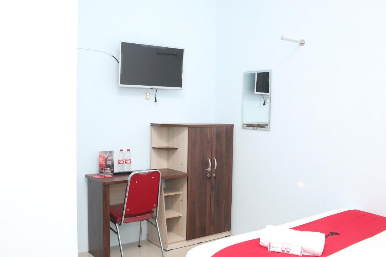 Reddoorz Syariah Near Suncity Mall Madiun Luaran gambar