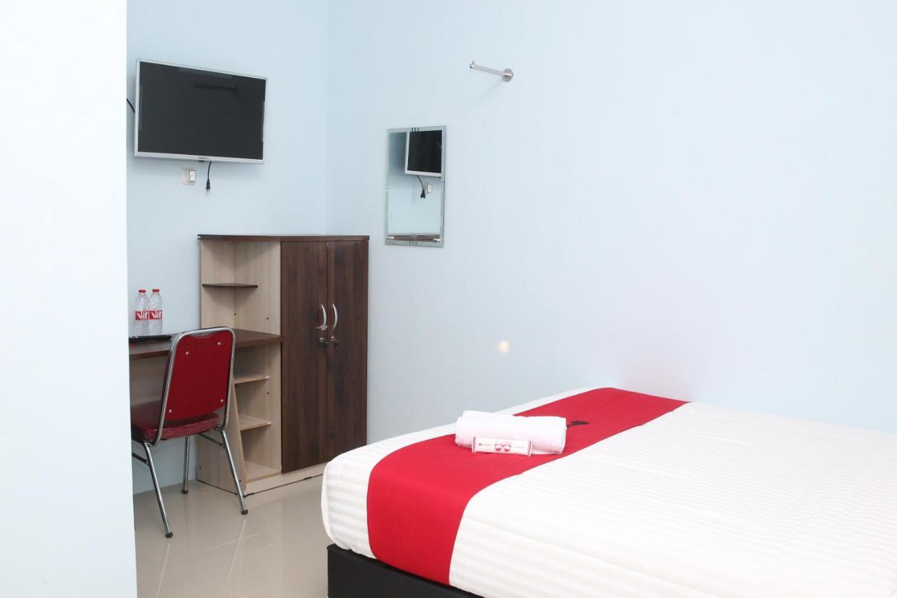 Reddoorz Syariah Near Suncity Mall Madiun Luaran gambar