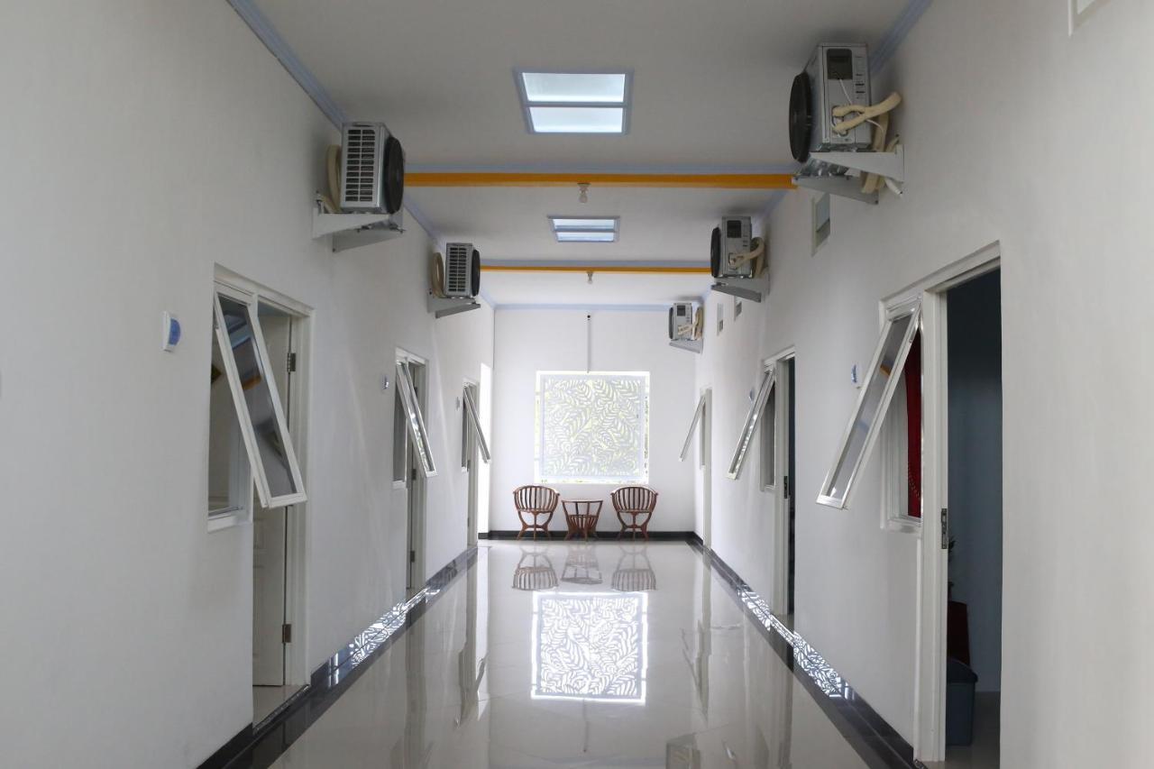 Reddoorz Syariah Near Suncity Mall Madiun Luaran gambar