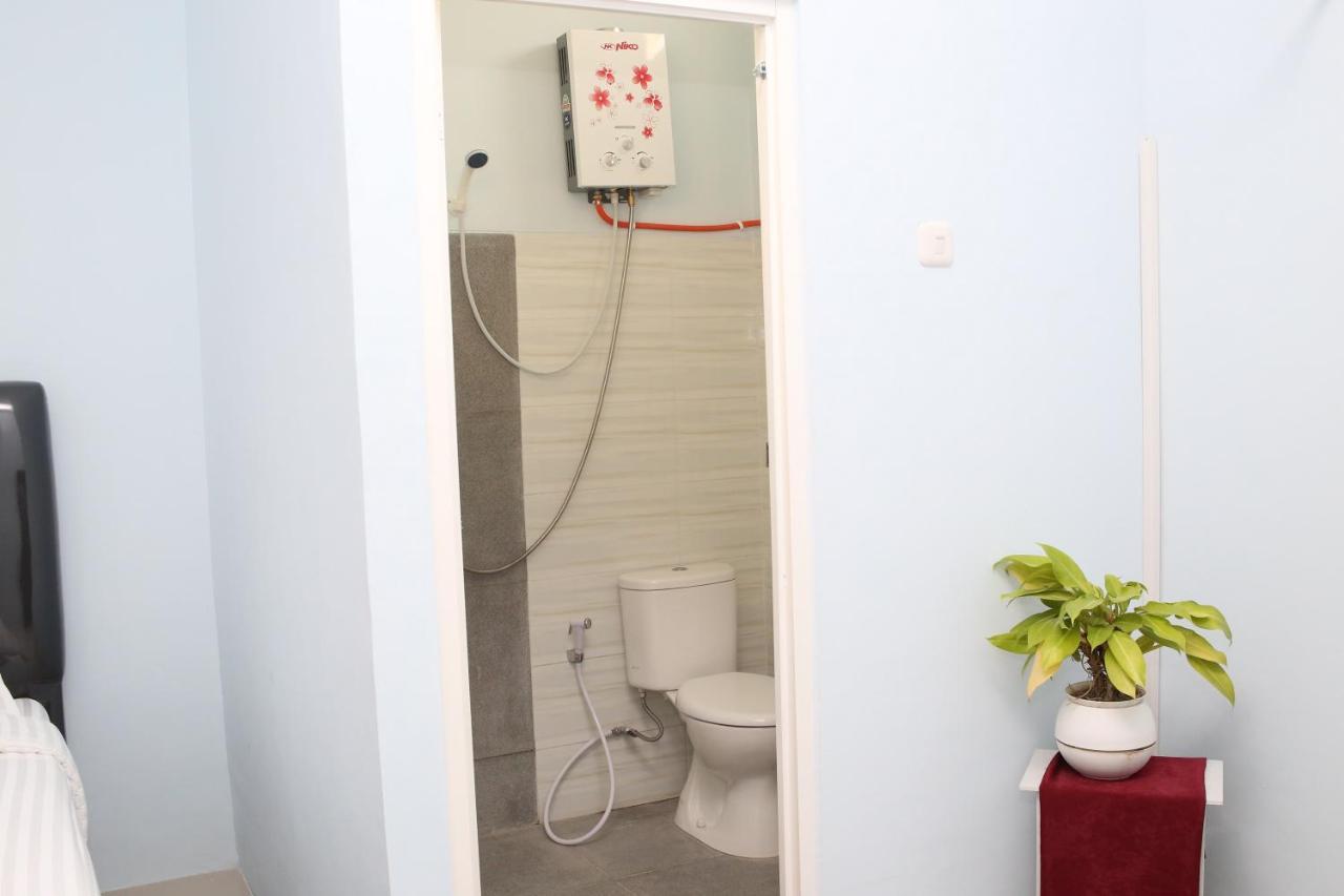 Reddoorz Syariah Near Suncity Mall Madiun Luaran gambar
