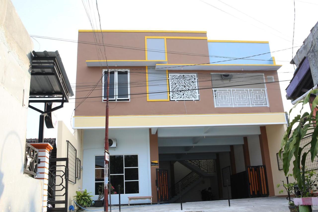 Reddoorz Syariah Near Suncity Mall Madiun Luaran gambar