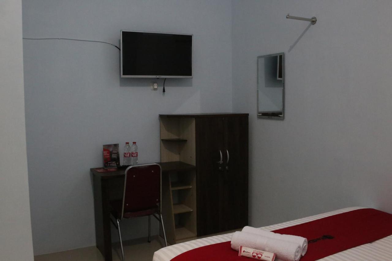 Reddoorz Syariah Near Suncity Mall Madiun Luaran gambar